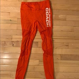 Beachbody coach leggings